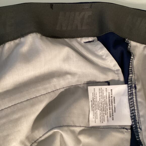 Men’s Nike Navy Dri-Fit Dress Pants Chinos-Size 40 x 32 in Excellent Condition! - Picture 5 of 6